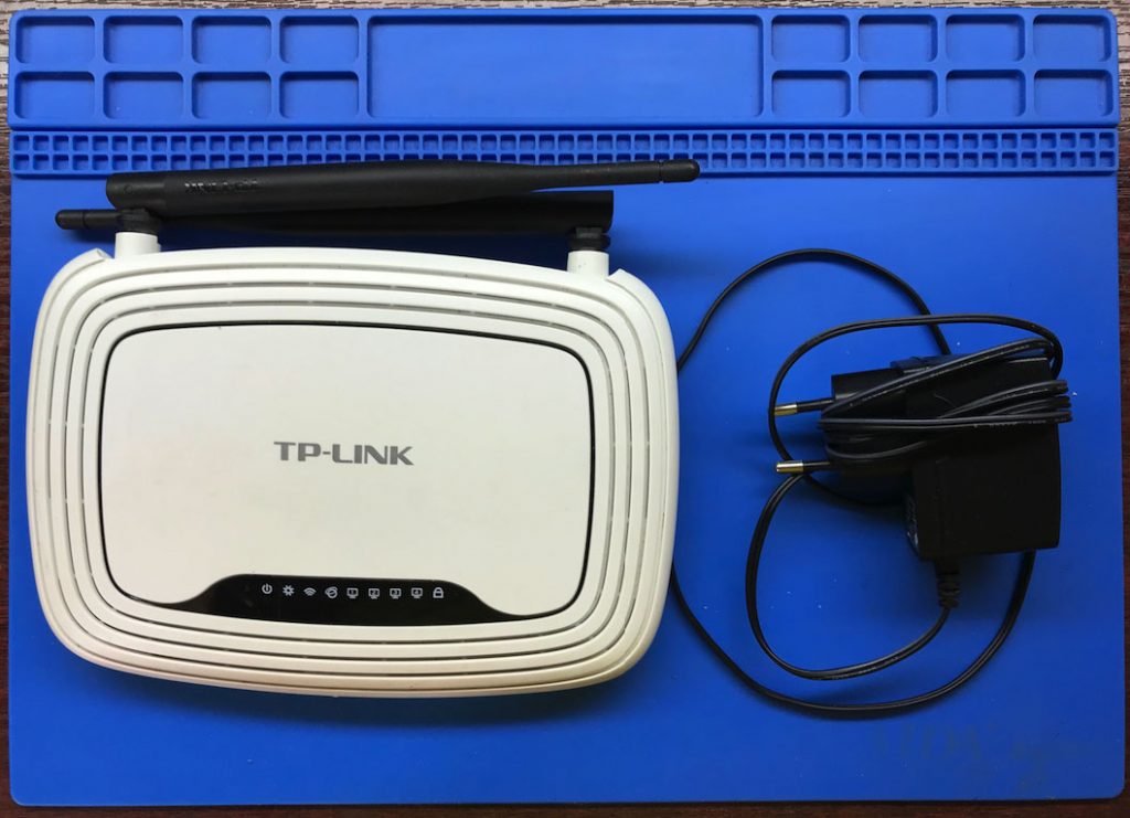 Роутер TP-Link TL-WR841N с блоком питания ревизии 8